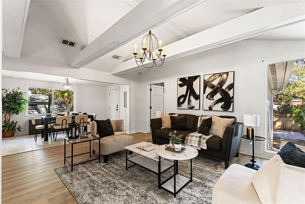 1402 Hilton Pl Tampa, FL 33604 - Thumbnail 3