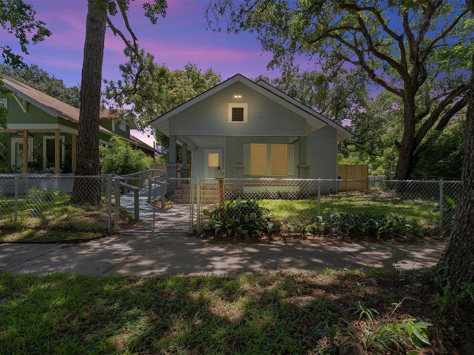 317 11th Ave N Texas City, TX 77590 - Thumbnail 3