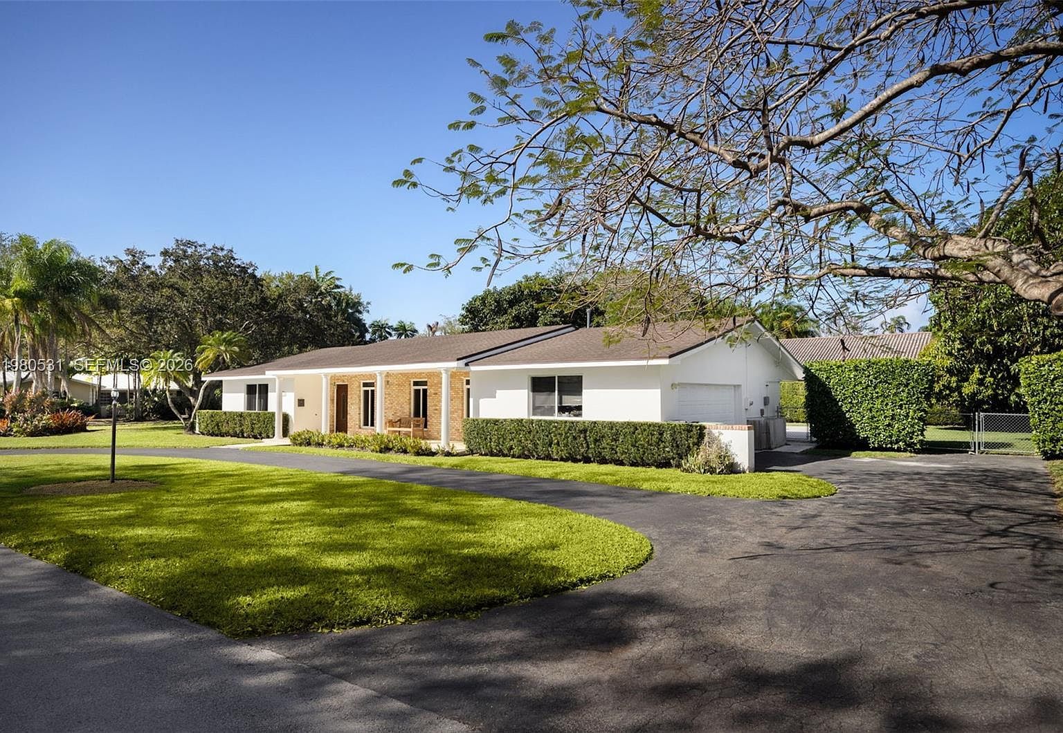 15700 SW 77th Ct Palmetto Bay, FL 33157 - Thumbnail 3