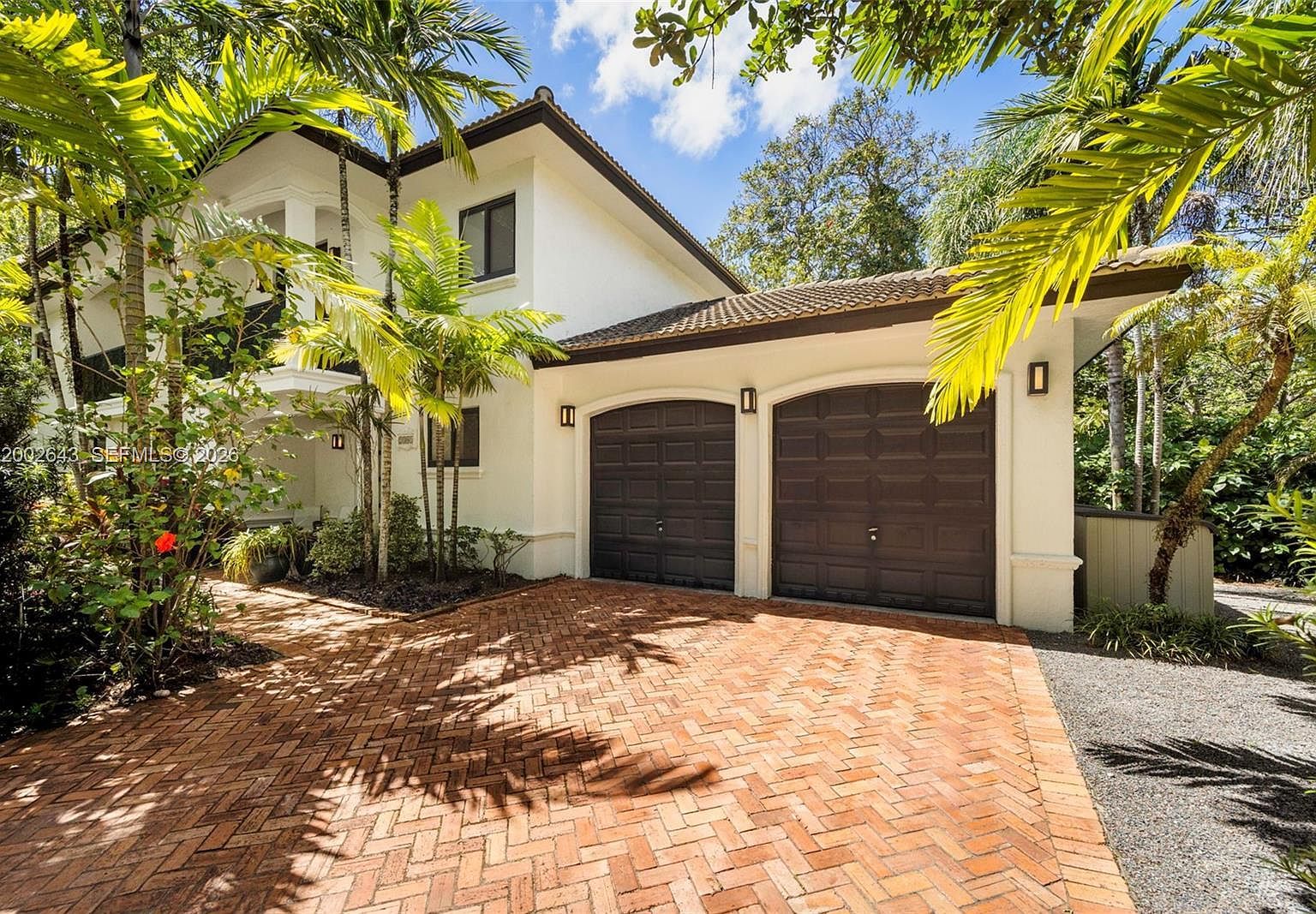 2301 Tigertail Ave Miami, FL 33133 - Thumbnail 3