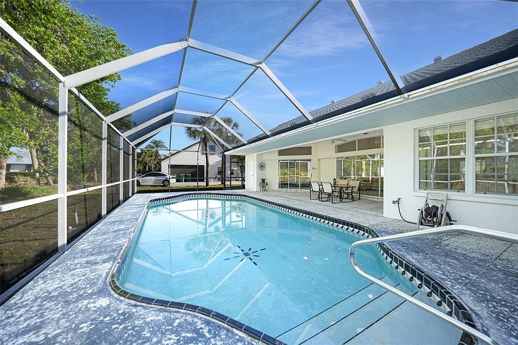 1065 Harbour Glen Pl Punta Gorda, FL 33983 - Thumbnail 3