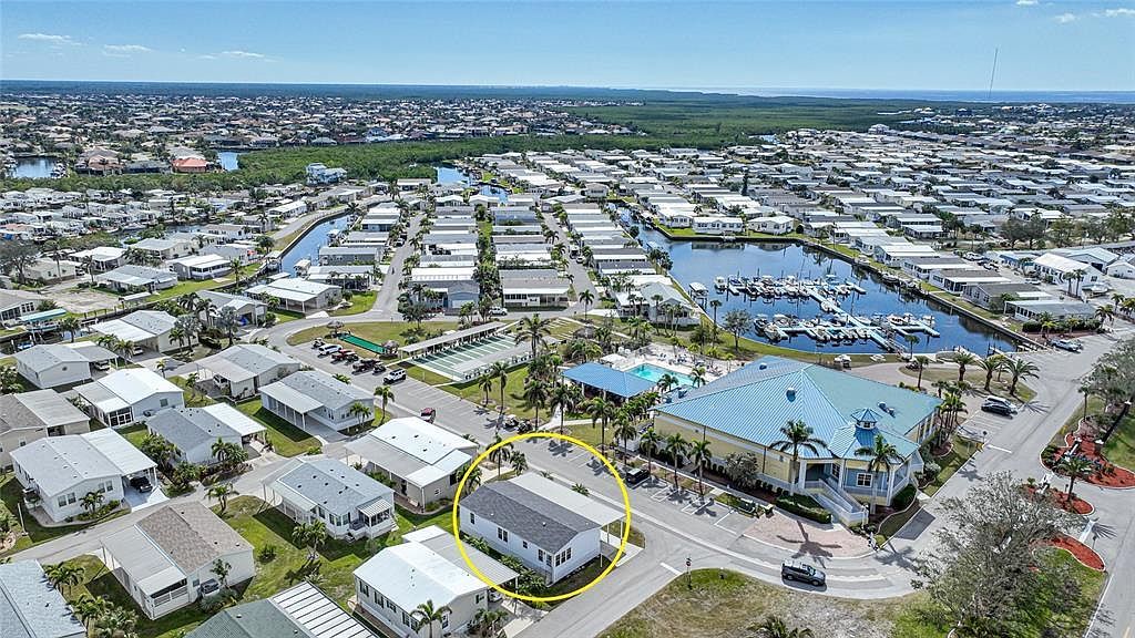 2 Holland Dr Punta Gorda, FL 33950 - Thumbnail 3