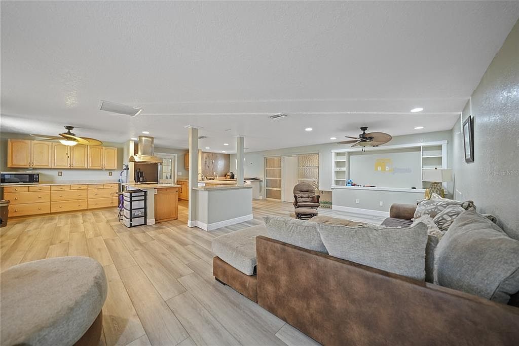 3355 Elkcam Blvd Pt Charlotte, FL 33952 - Thumbnail 3