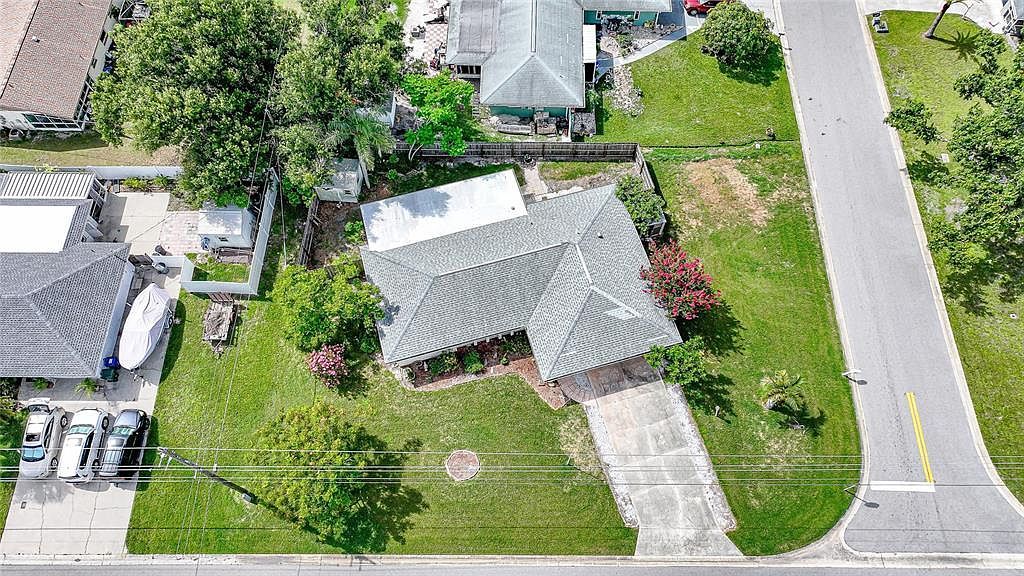 475 Whippoorwill Dr Venice, FL 34293 - Thumbnail 3