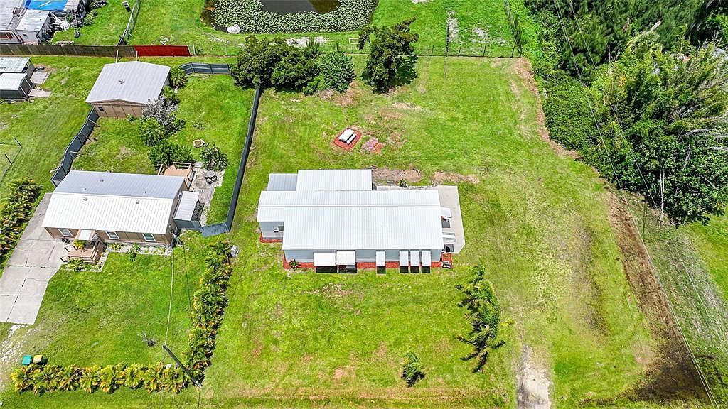 15320 Mango Dr Punta Gorda, FL 33955 - Thumbnail 3