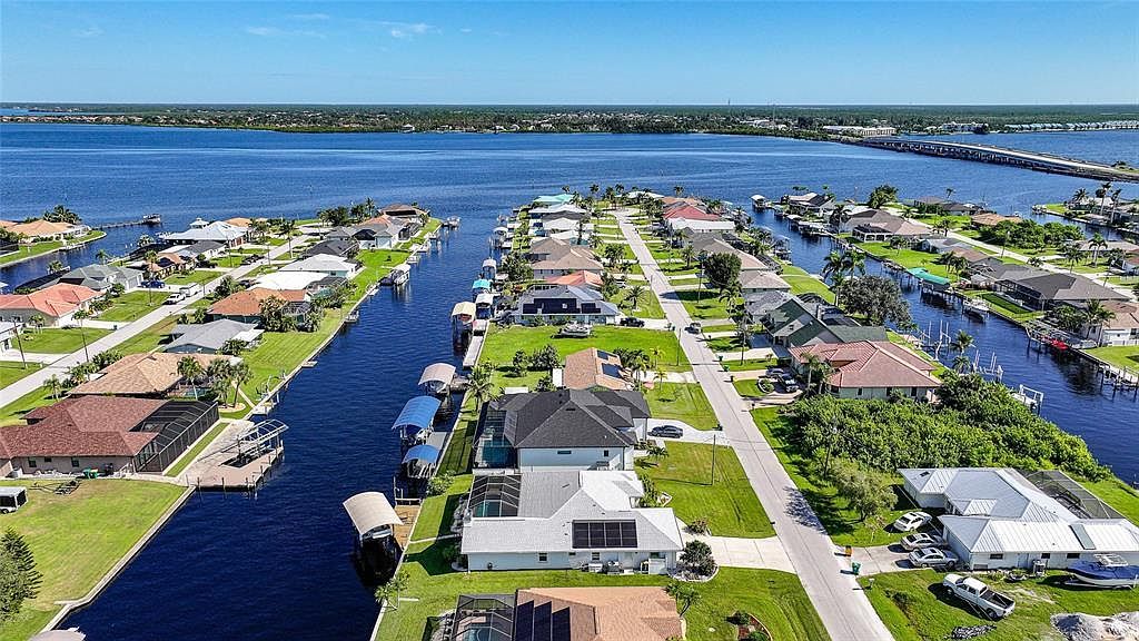 5265 Neville Ter Pt Charlotte, FL 33981 - Thumbnail 3