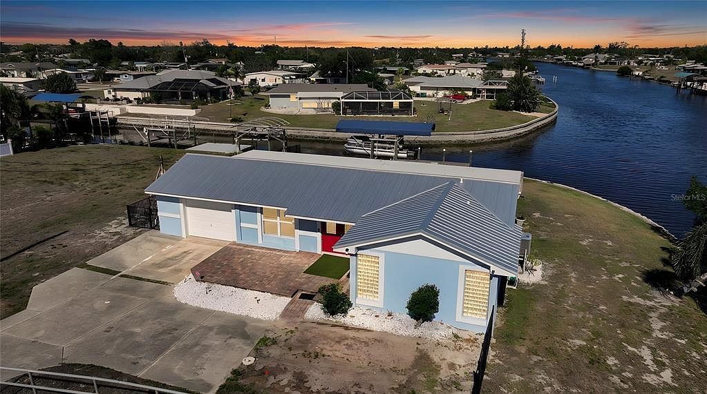 21398 Edgewater Dr Pt Charlotte, FL 33952 - Thumbnail 3