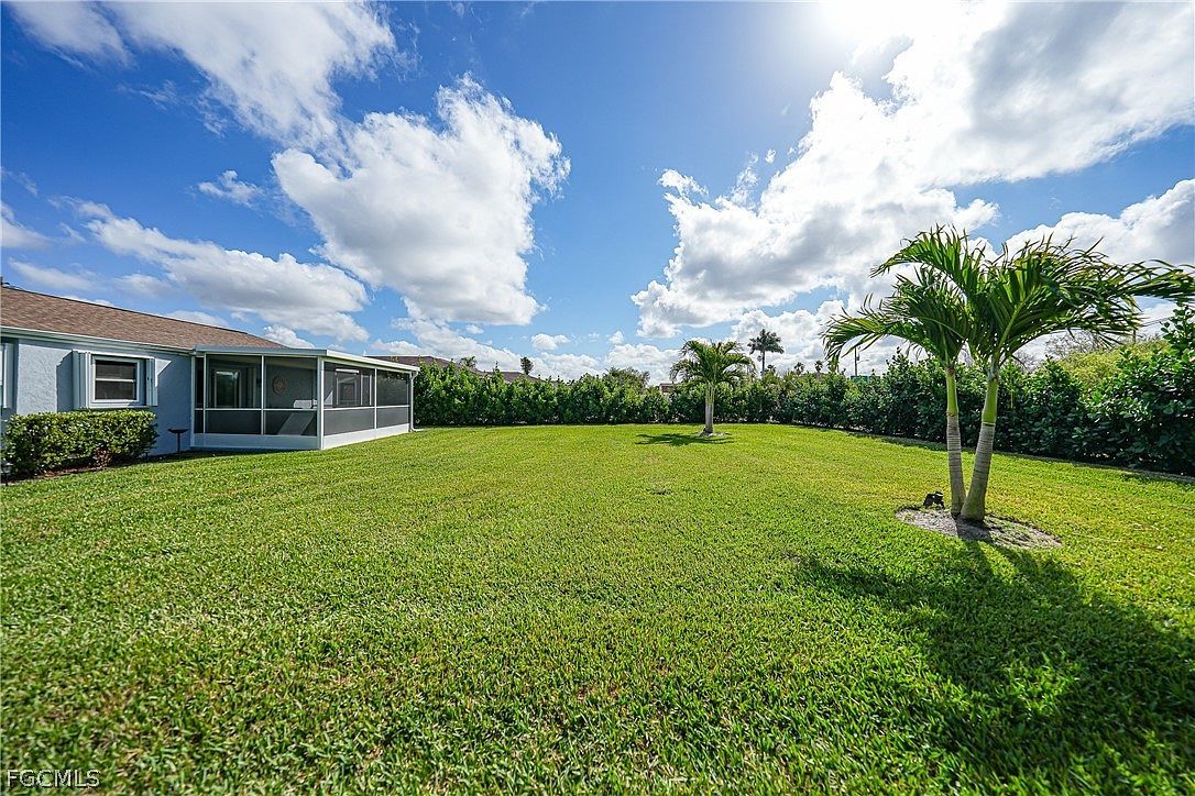 1120 SE 23rd Ter Cape Coral, FL 33990 - Thumbnail 3