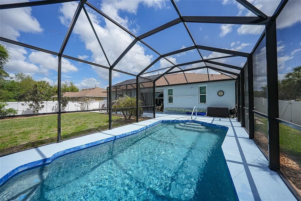 1691 S Chamberlain Blvd North Port, FL 34286 - Thumbnail 3