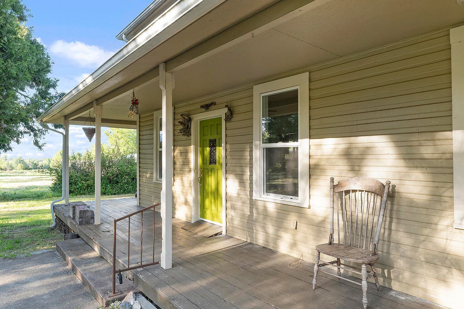 2401 E Fork Rd Williams, OR 97544 - Thumbnail 3