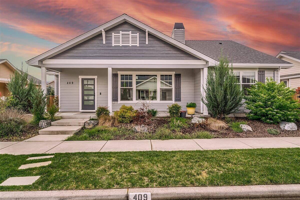 409 Castle Rock Dr Central Point, OR 97502 - Thumbnail 3