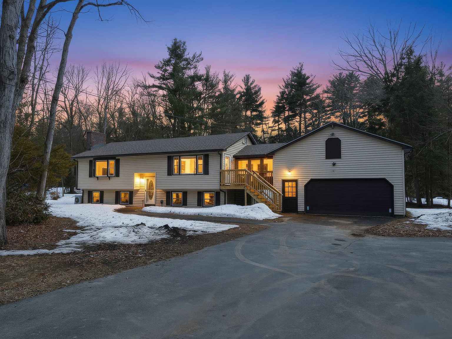 23 Brook Rd Litchfield, NH 03052 - Thumbnail 3