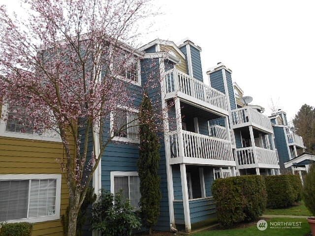 22831 30th Ave S APT 203 Des Moines, WA 98198 - Thumbnail 3