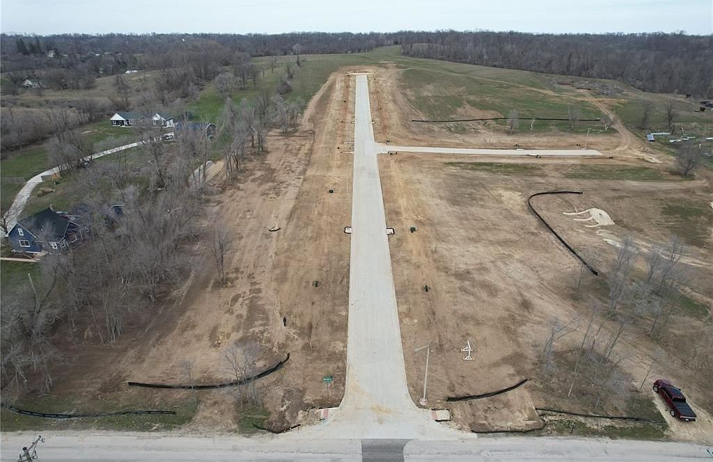 2325 Kestrel Dr SE Cedar Rapids, IA 52403 - Thumbnail 3