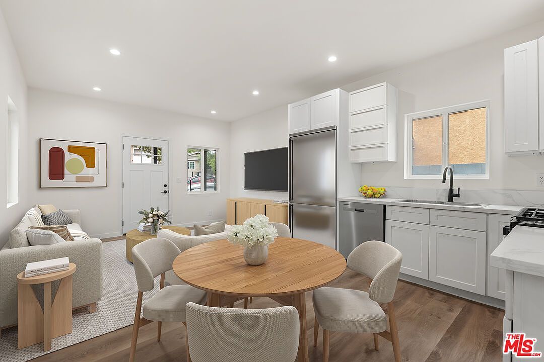 3043 Winter St Los Angeles, CA 90063 - Thumbnail 3