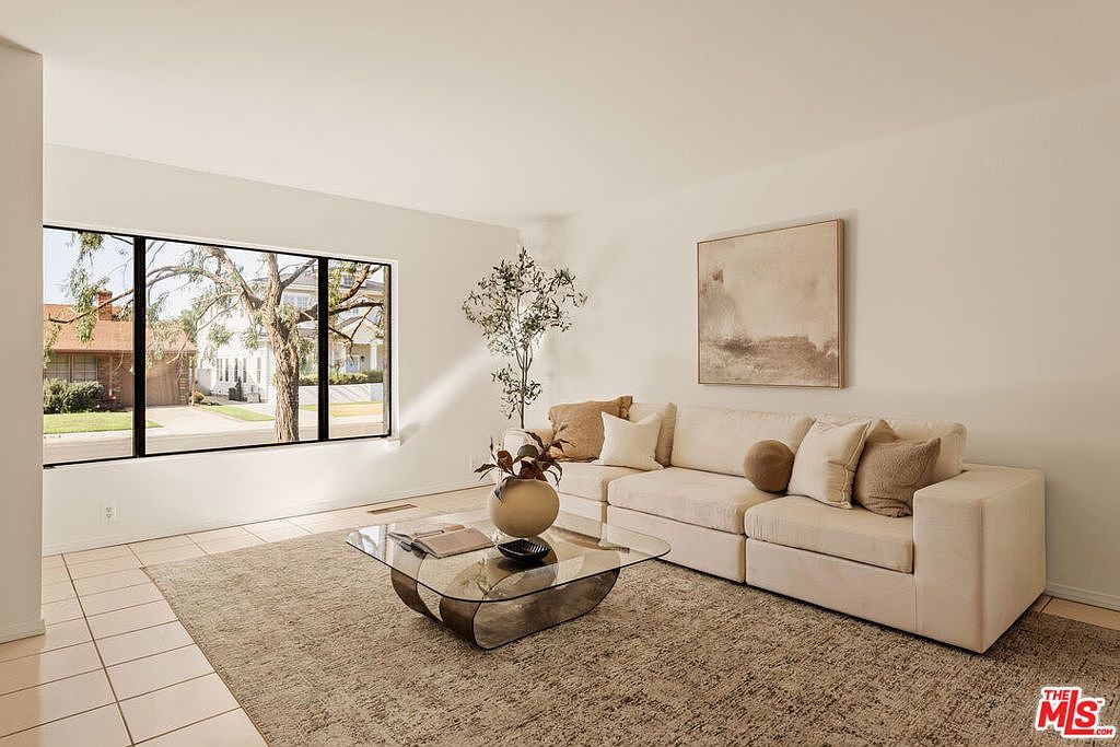 7520 Stewart Ave Los Angeles, CA 90045 - Thumbnail 3