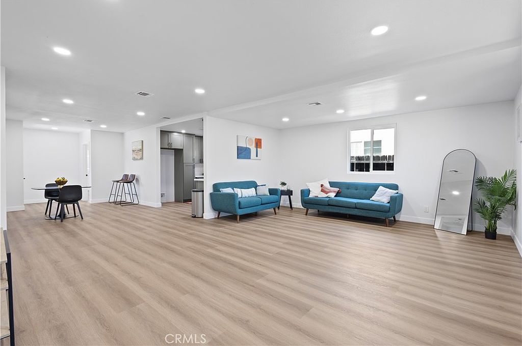 7629 Arcola Ave Sun Valley, CA 91352 - Thumbnail 3