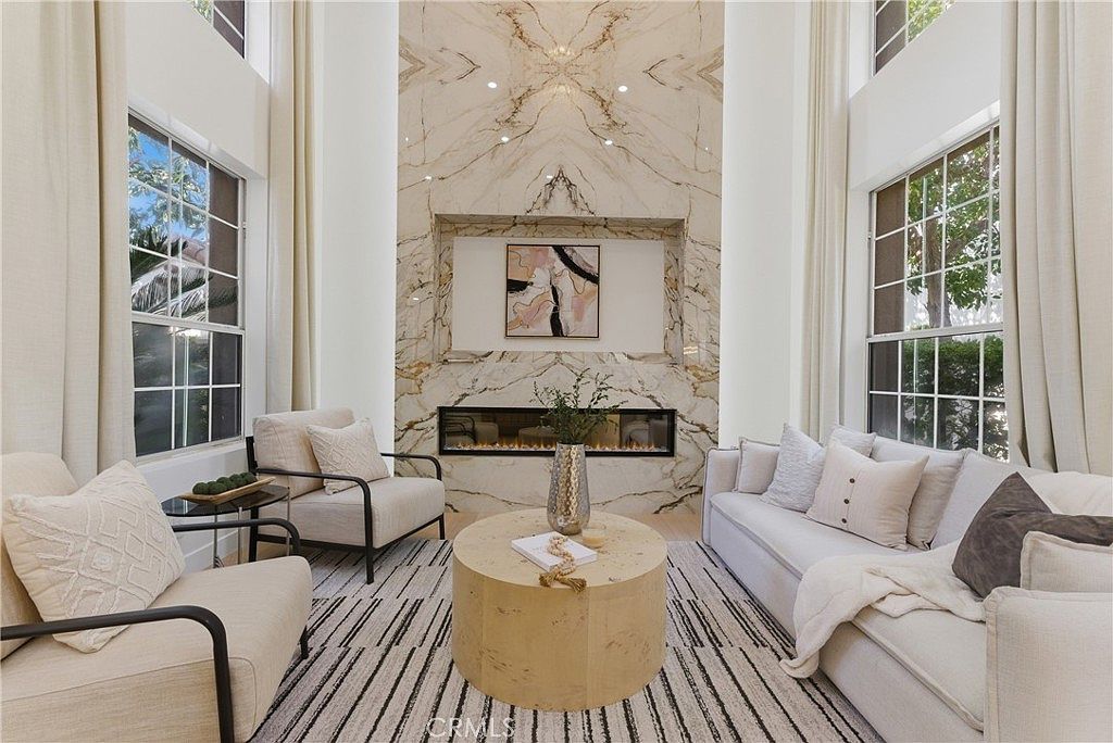 2231 Huntley Dr Tustin, CA 92782 - Thumbnail 3