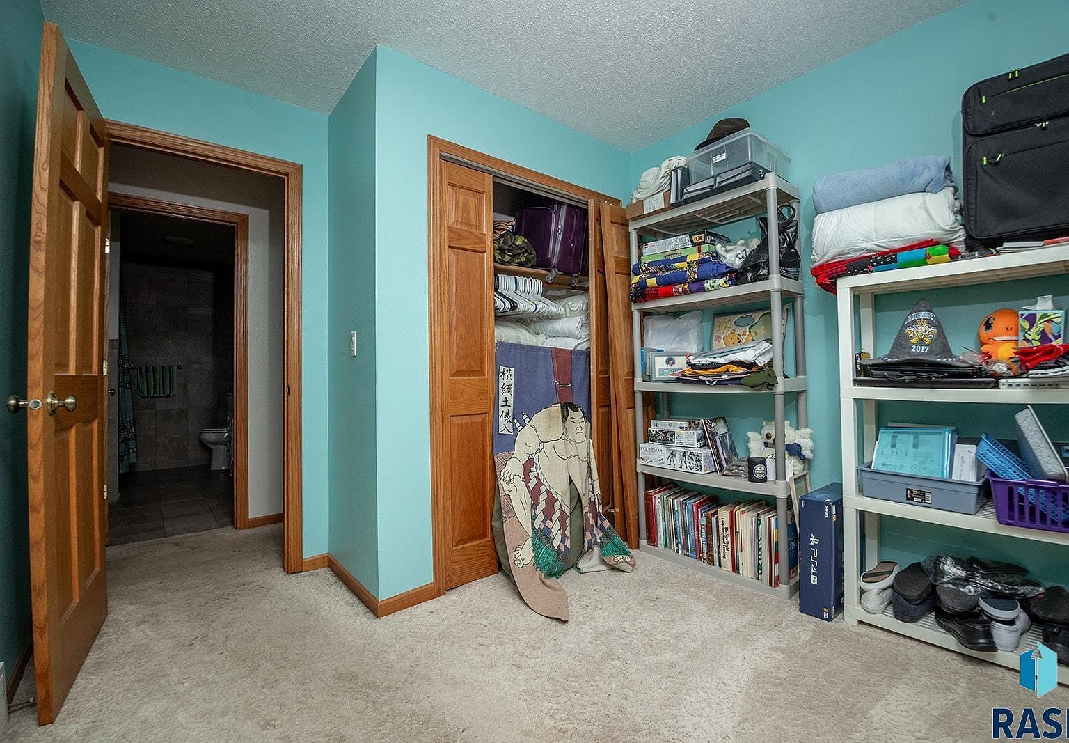 6102 Dakota Dr Madison, SD 57042 - Thumbnail 3