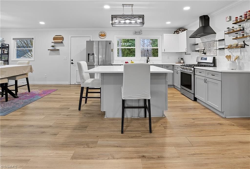 5016 Shadygrove Ln Greensboro, NC 27407 - Thumbnail 3