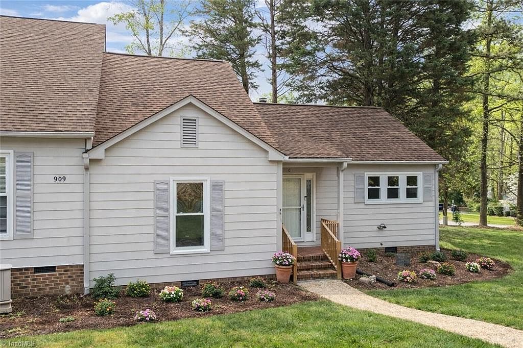 909 Chatfield Dr APT C Jamestown, NC 27282 - Thumbnail 3