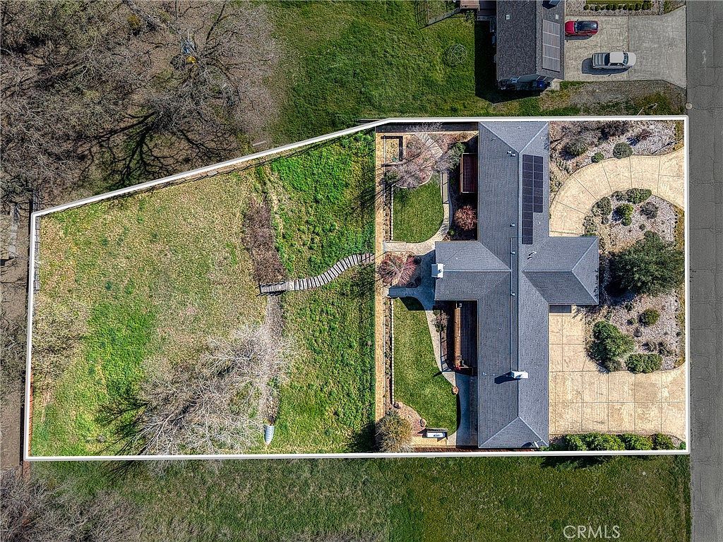 1050 Oak Park Way Lakeport, CA 95453 - Thumbnail 3