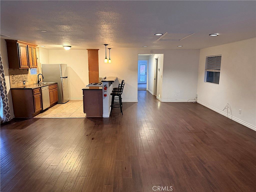 1223 Rose St Mentone, CA 92359 - Thumbnail 3