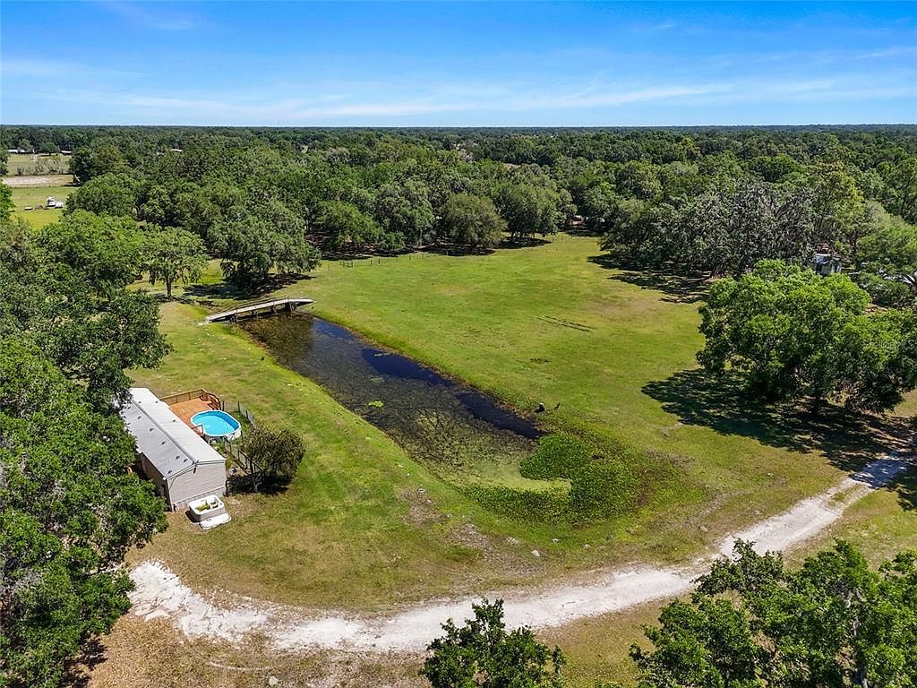 11902 CR 727 Webster, FL 33597 - Thumbnail 3