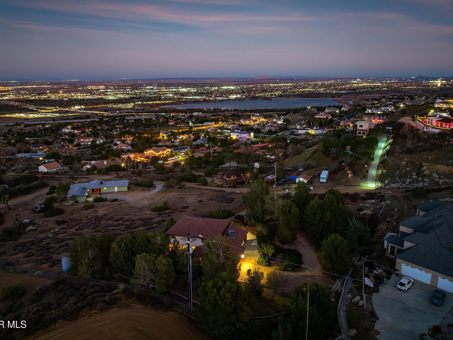 36421 Oliver Ln Palmdale, CA 93551 - Thumbnail 3