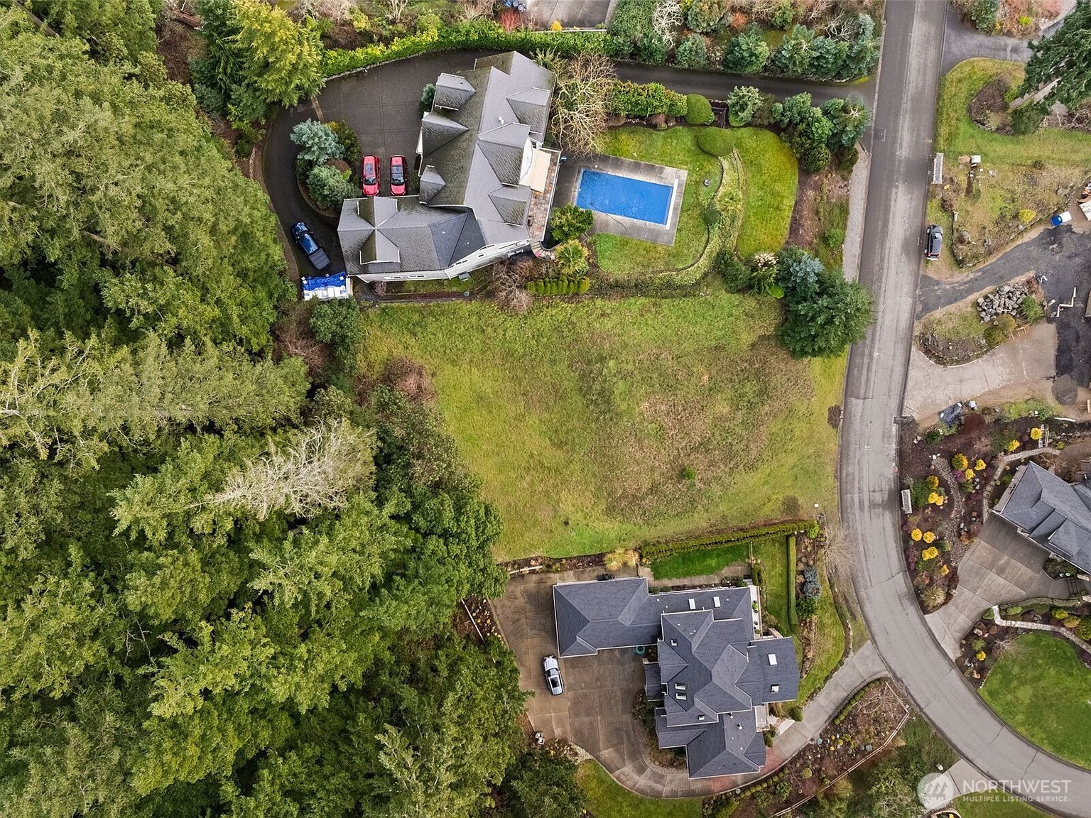 10323 51st St NW Gig Harbor, WA 98335 - Thumbnail 3