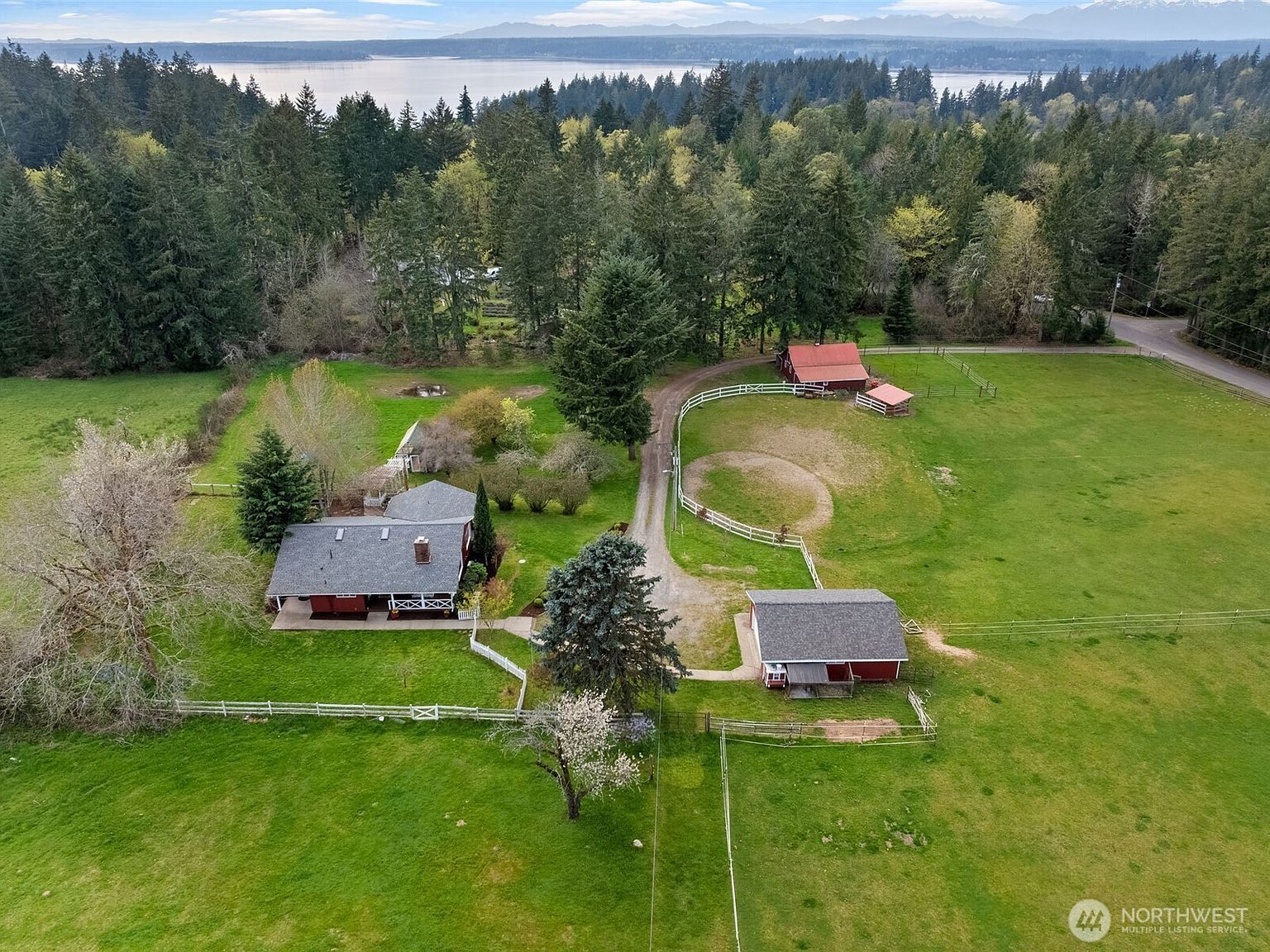 18110 Roberts Rd NW Vaughn, WA 98394 - Thumbnail 3
