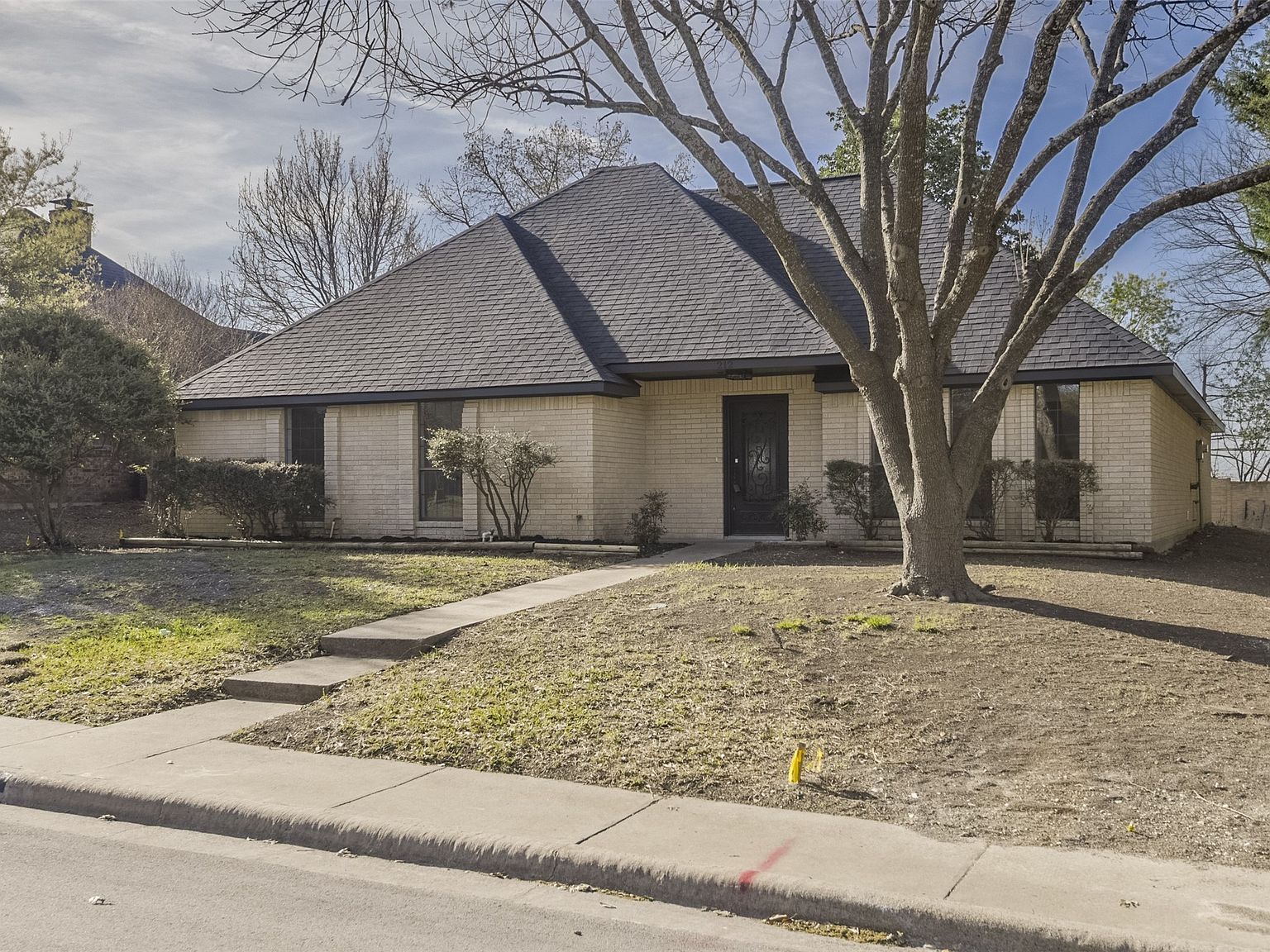 212 Pueblo Dr Waxahachie, TX 75165 - Thumbnail 3