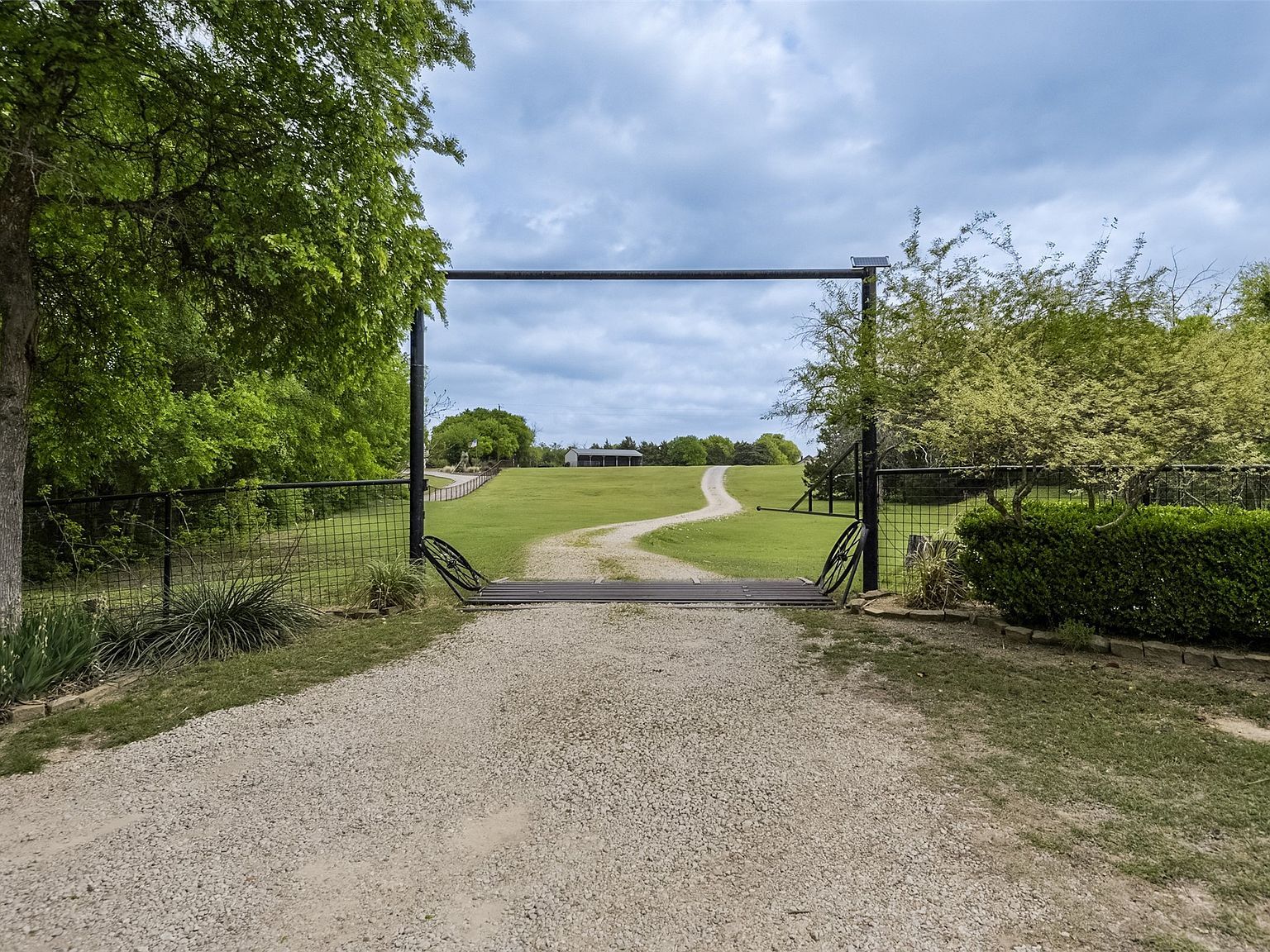 971 Bells Chapel Rd Waxahachie, TX 75165 - Thumbnail 3