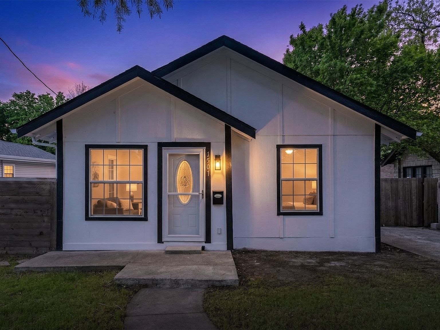 1507 N Preston St Ennis, TX 75119 - Thumbnail 3