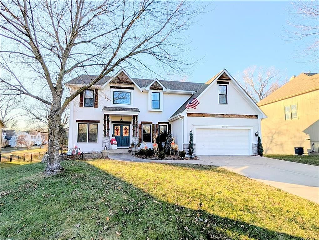 1304 SW Surrey Trce Lees Summit, MO 64081 - Thumbnail 3