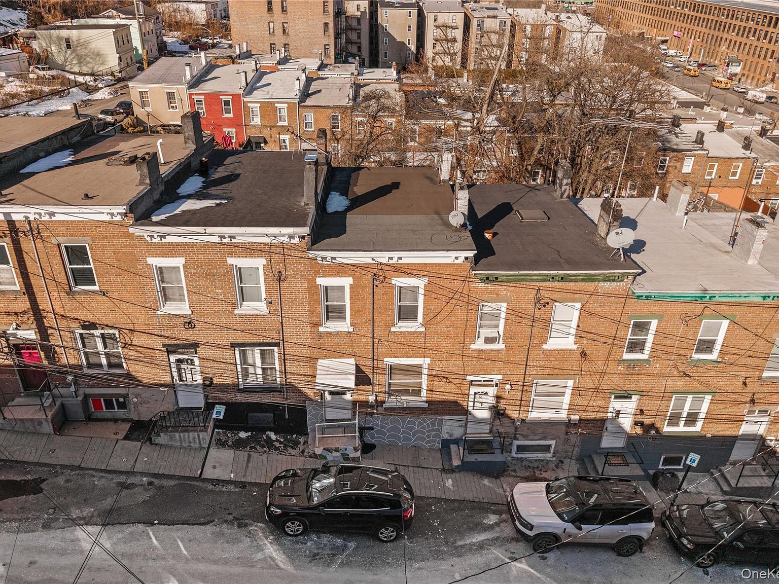 37 Moquette Row S Yonkers, NY 10703 - Thumbnail 3