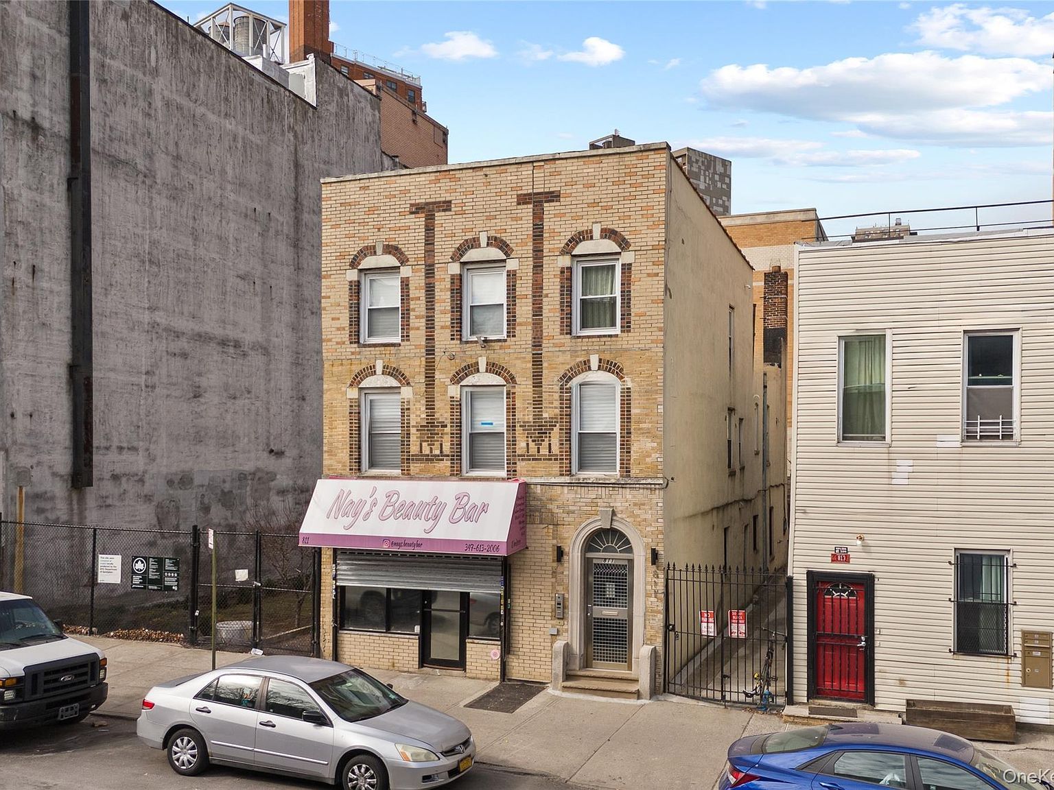 811 Courtlandt Ave Bronx, NY 10451 - Thumbnail 3