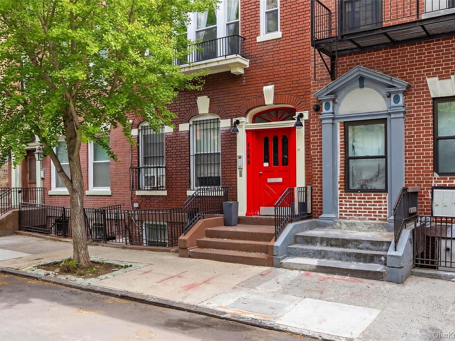 1068 Walton Ave Bronx, NY 10452 - Thumbnail 3