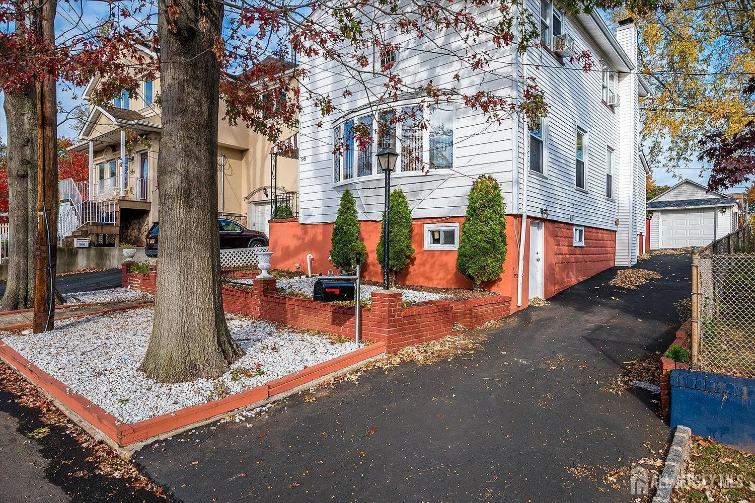 98 Trieste St Iselin, NJ 08830 - Thumbnail 3