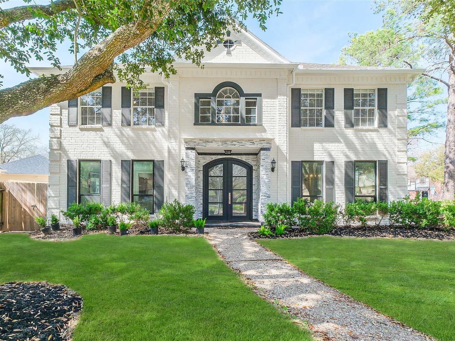 502 Lee Shore Ln Houston, TX 77079 - Thumbnail 3