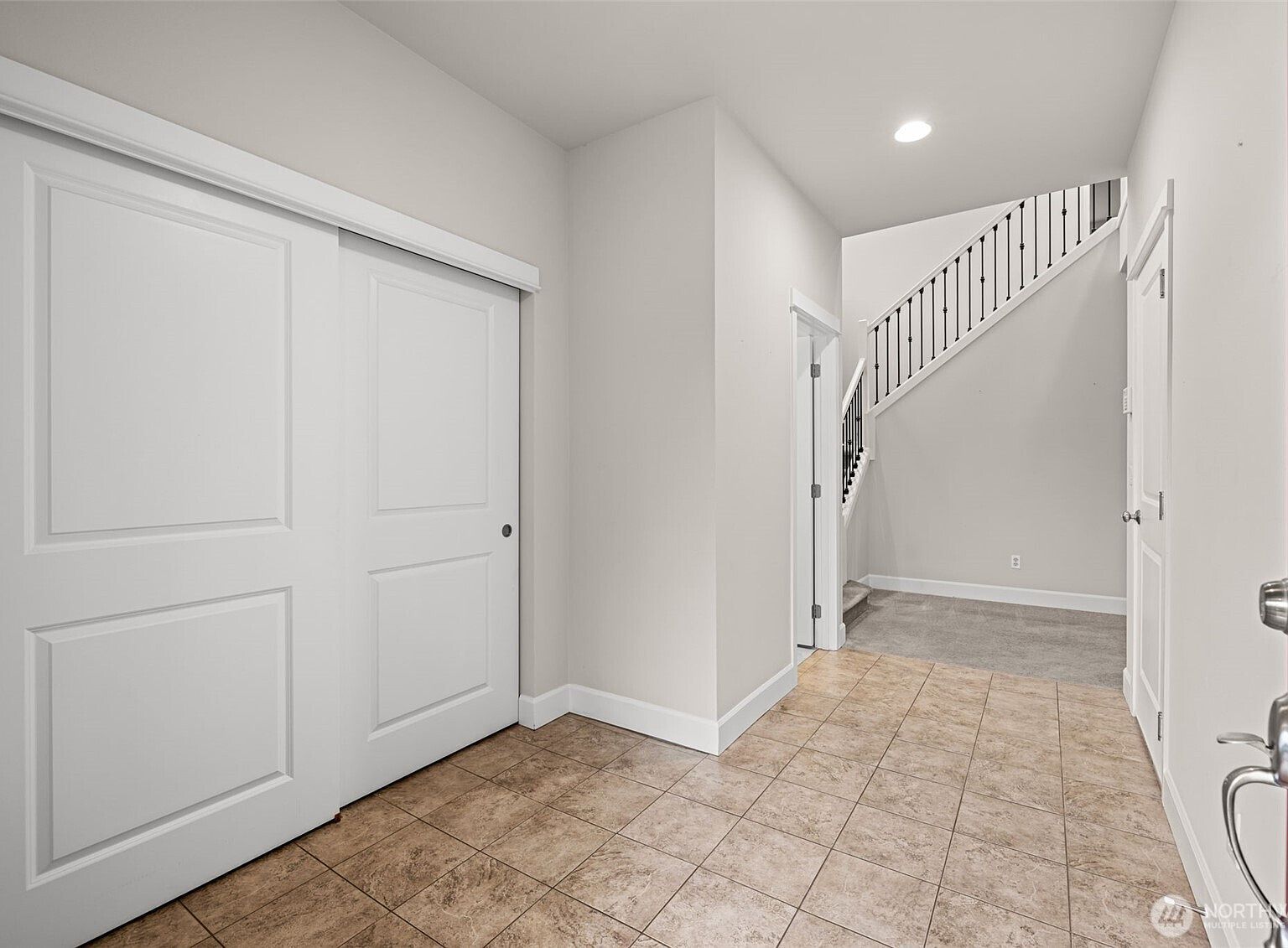 2817 208th Pl SW Lynnwood, WA 98036 - Thumbnail 3