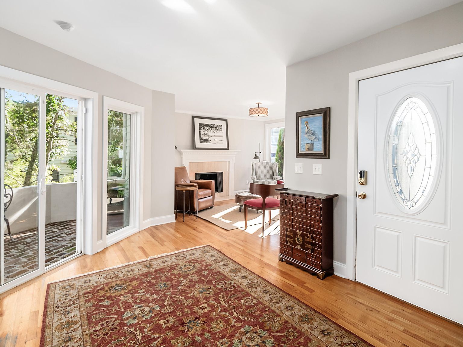 156 Tradd St APT E Charleston, SC 29401 - Thumbnail 3