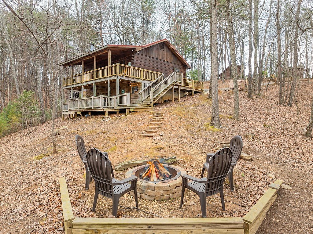 1350 Cherry Lake Dr Blue Ridge, GA 30513 - Thumbnail 3