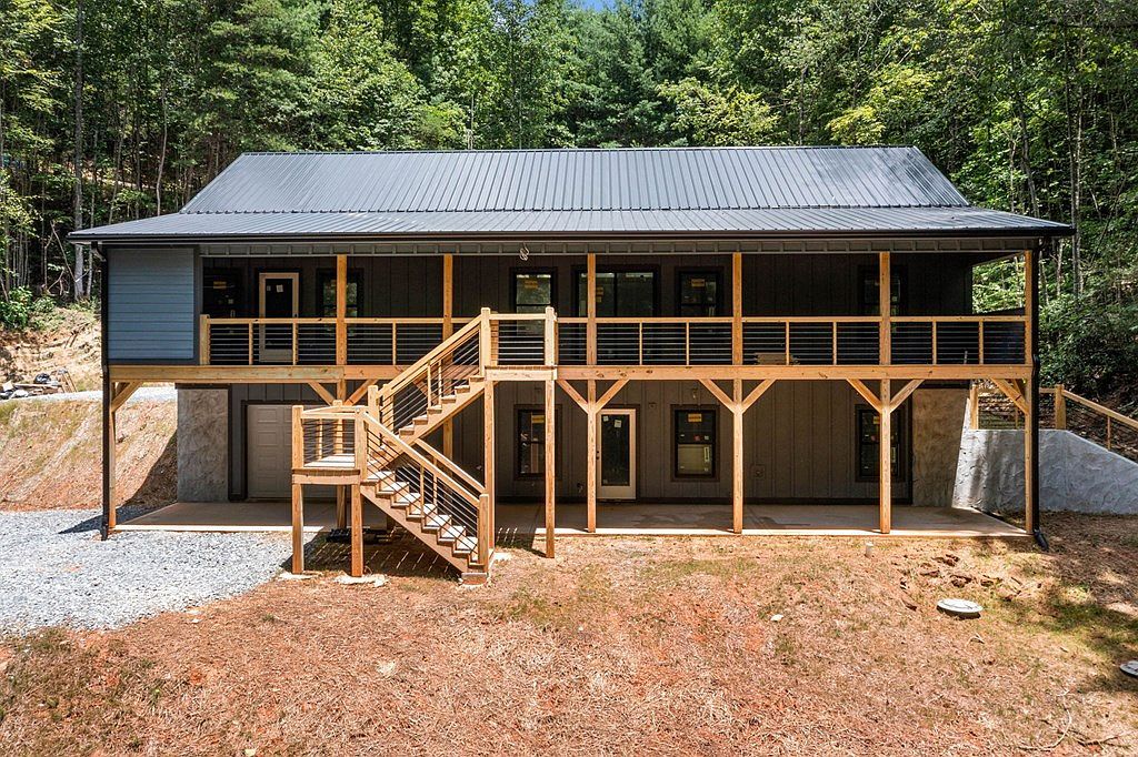 641 Bryant Farm Ln Ellijay, GA 30540 - Thumbnail 3