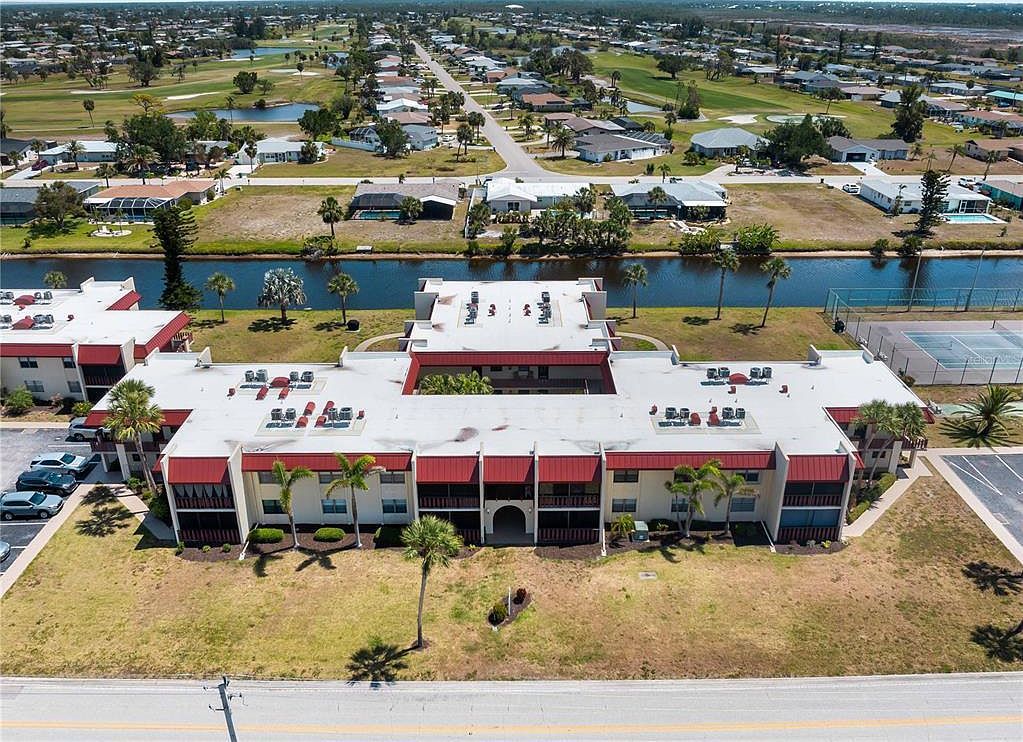 72 Boundary Blvd UNIT 226 Rotonda West, FL 33947 - Thumbnail 3