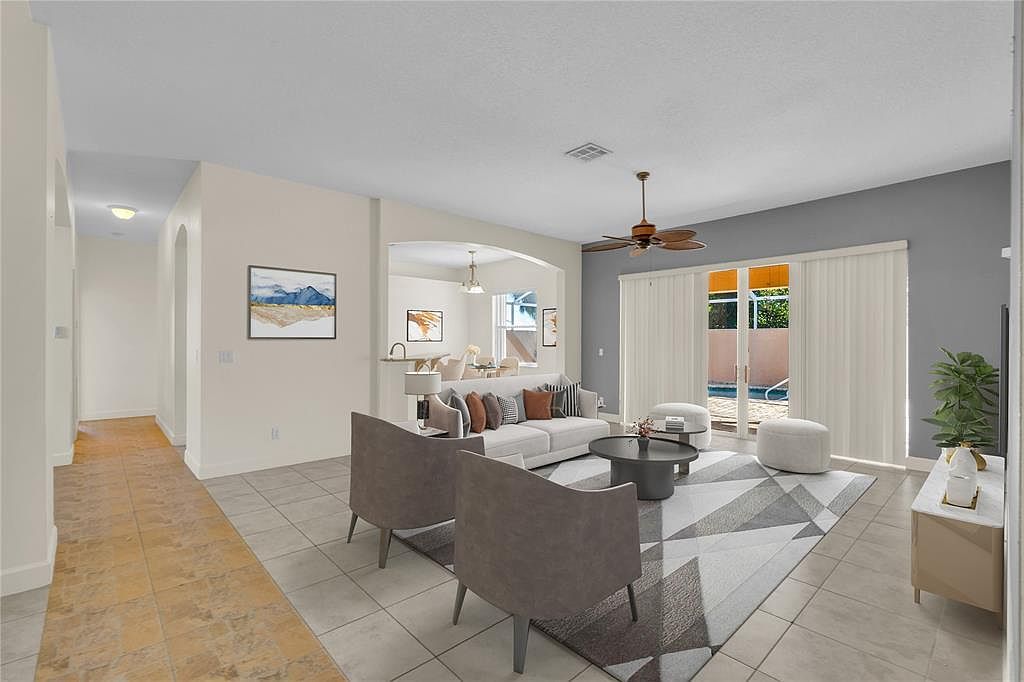 1038 SW Fisherman Ave Port Saint Lucie, FL 34953 - Thumbnail 3