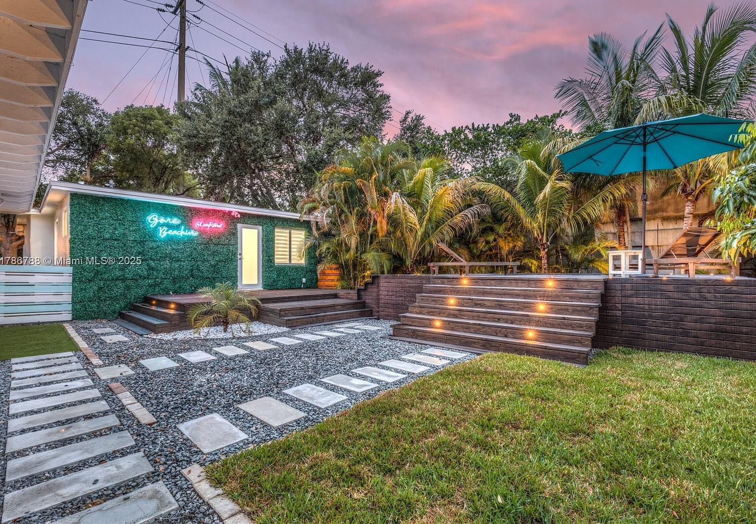 1960 Riverside Dr Fort Lauderdale, FL 33312 - Thumbnail 3