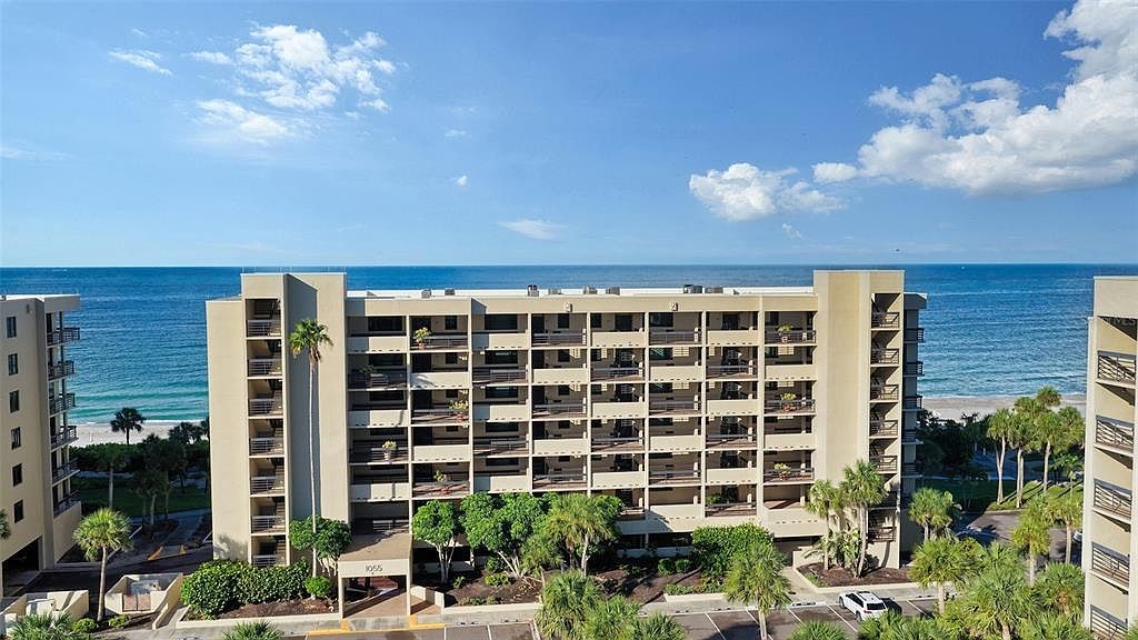1055 Gulf Of Mexico Dr UNIT 504 Longboat Key, FL 34228 - Thumbnail 3