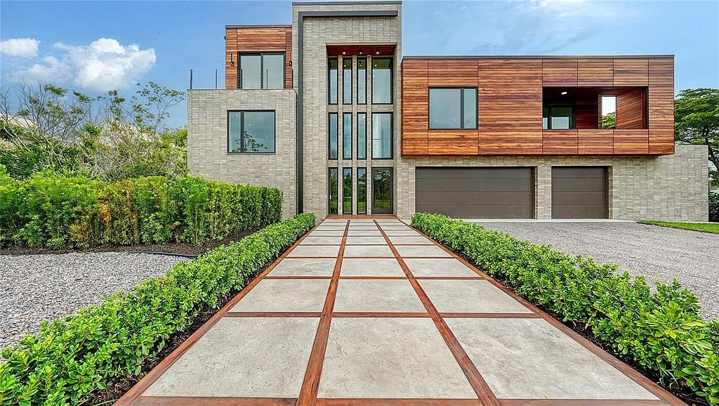 2945 Pyrula Dr Longboat Key, FL 34228 - Thumbnail 3