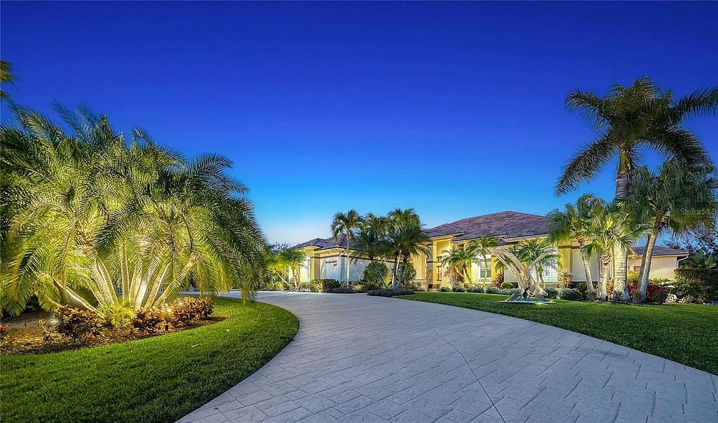 8017 Manasota Key Rd Englewood, FL 34223 - Thumbnail 3